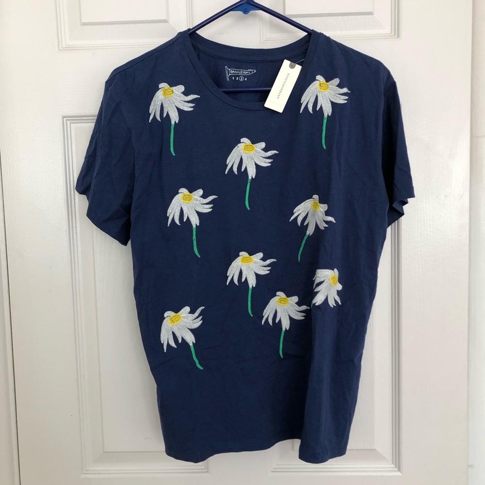 NWT Anthropologie Flower Tee